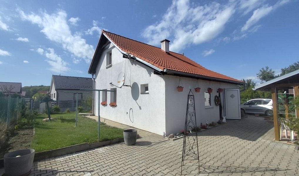 Prodej domu 101 m² s pozemkem 407 m², Chbany – náhled fotky 7