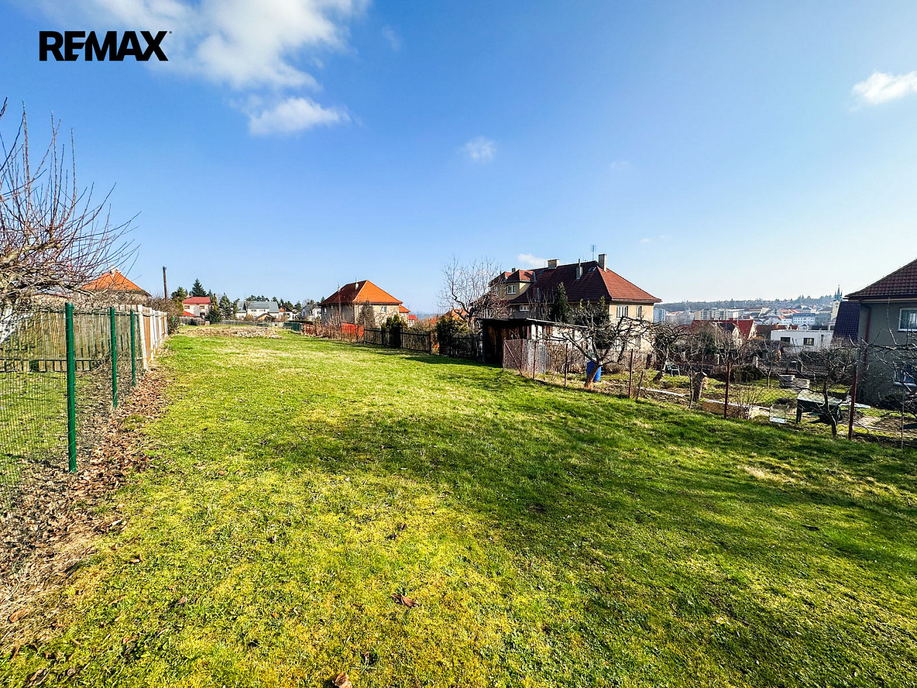 Prodej stavebního pozemku 1 352 m² - Widok 5