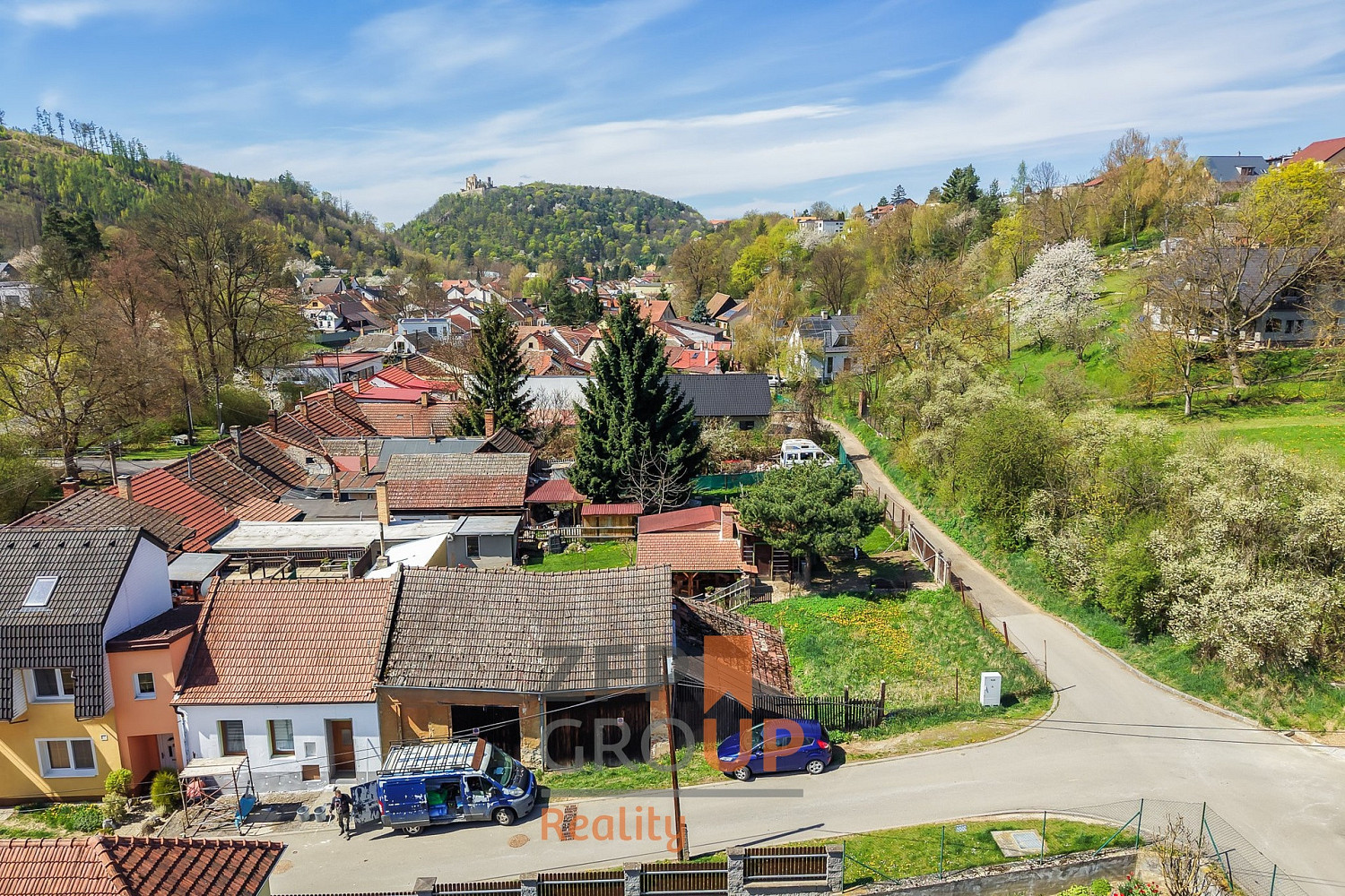 Prodej stavebního pozemku 283 m² – fotografie 2