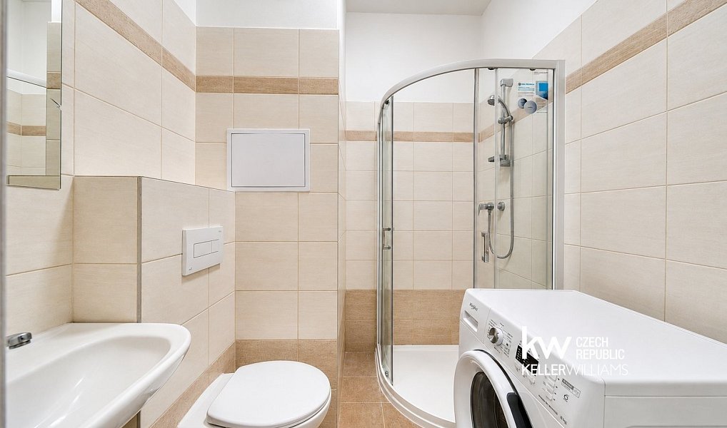 Pronájem bytu 1+kk 25 m², Milovice – náhled fotky 3