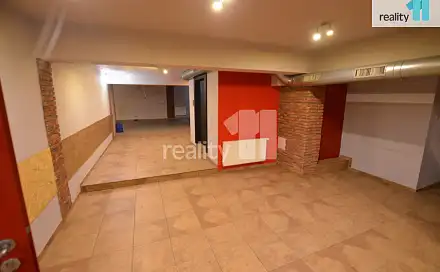 Pronájem obchodních prostor 297 m², Husova, Humpolec, okres Pelhřimov