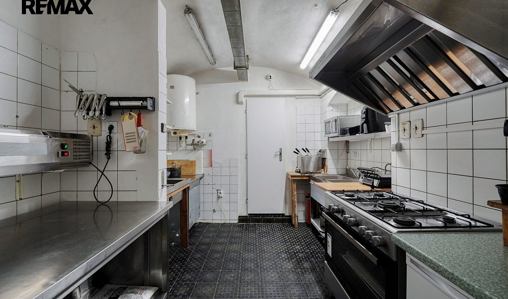 Pronájem restaurace 288 m², Plzeň – náhled fotky 16