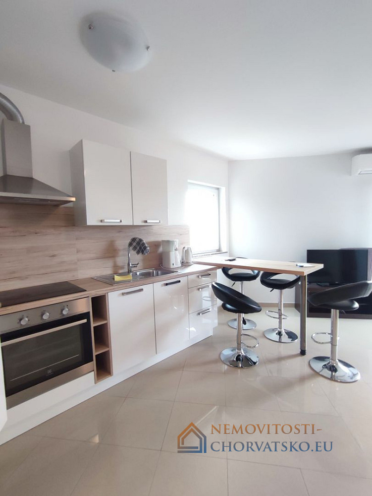 Prodej bytu 2+1 75 m² - Widok 4