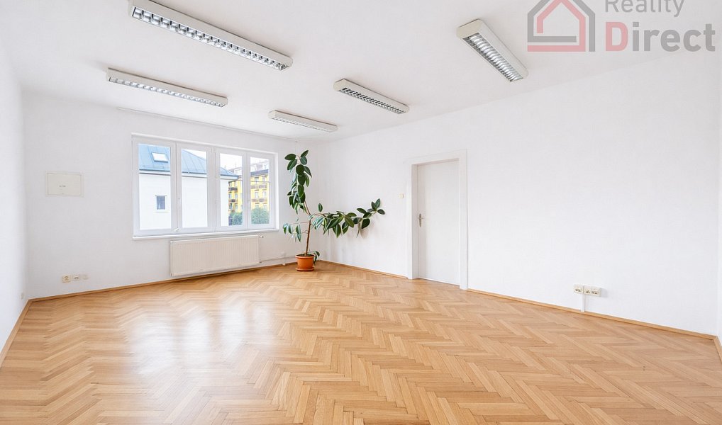 Pronájem kanceláře 87 m², Mladá Boleslav – fotka 1 z 9