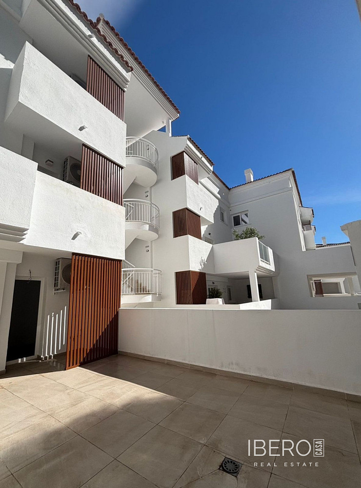 Piso 4+kk – Málaga, La Princesa, Carretera de Cádiz - Más