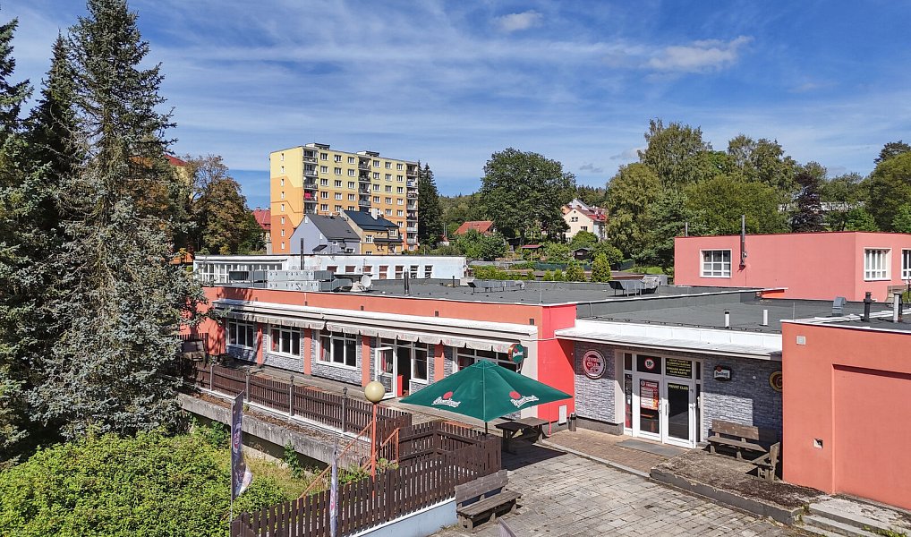 Prodej restaurace 1 240 m², Aš – náhled fotky 2