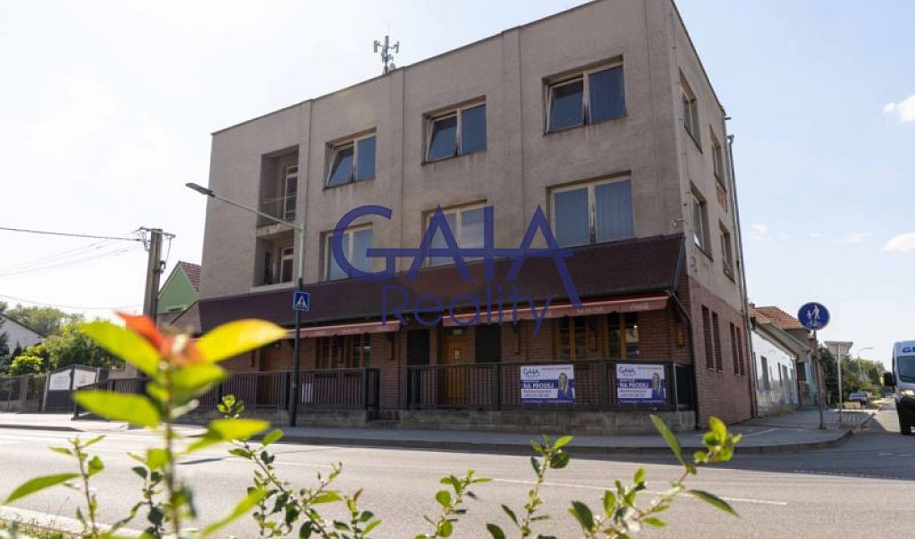 Prodej ubytovacího objektu 922 m², Ratíškovice – náhled fotky 22