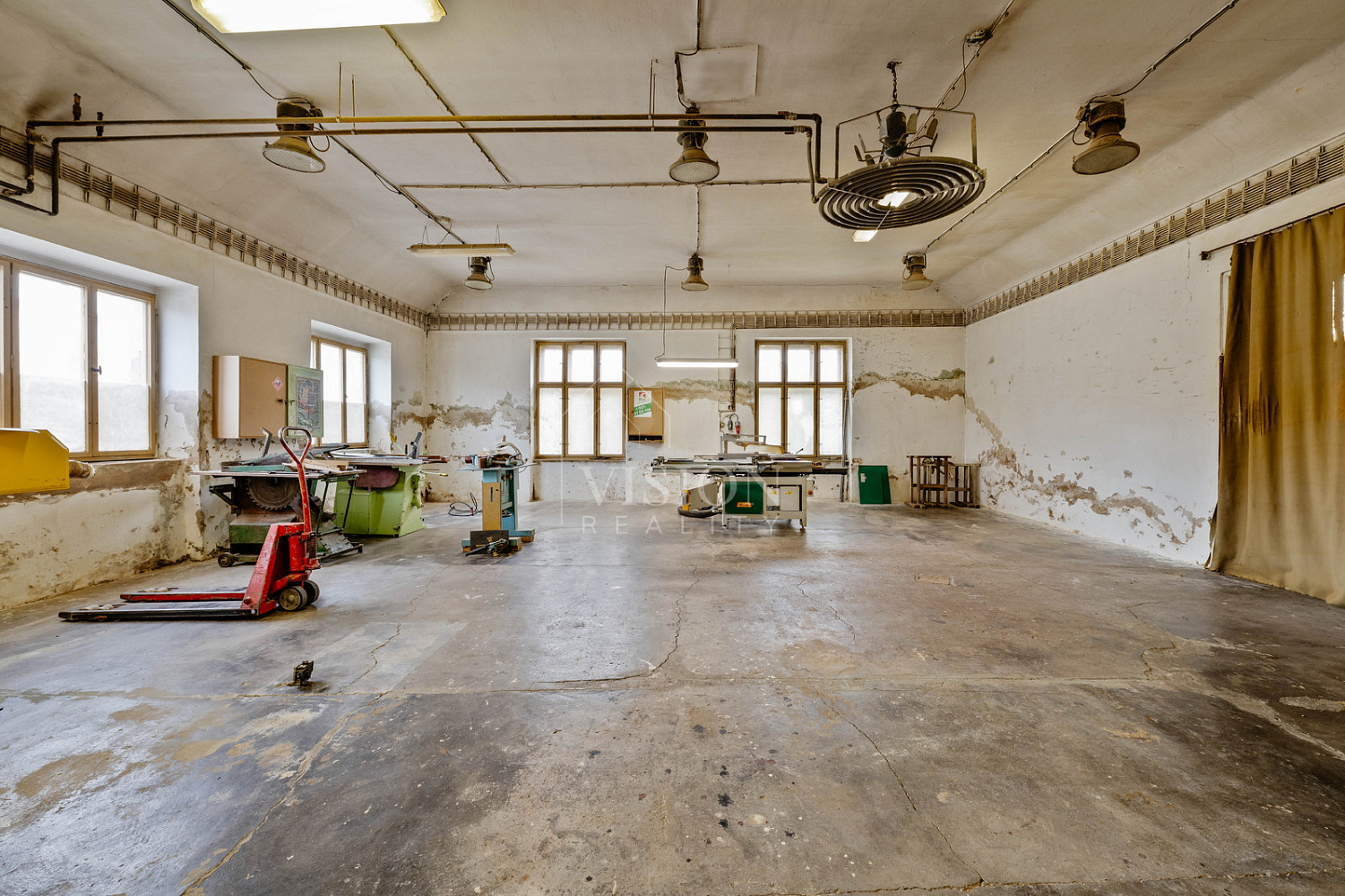 Prodej skladovacích prostor 268 m² – fotografie 5