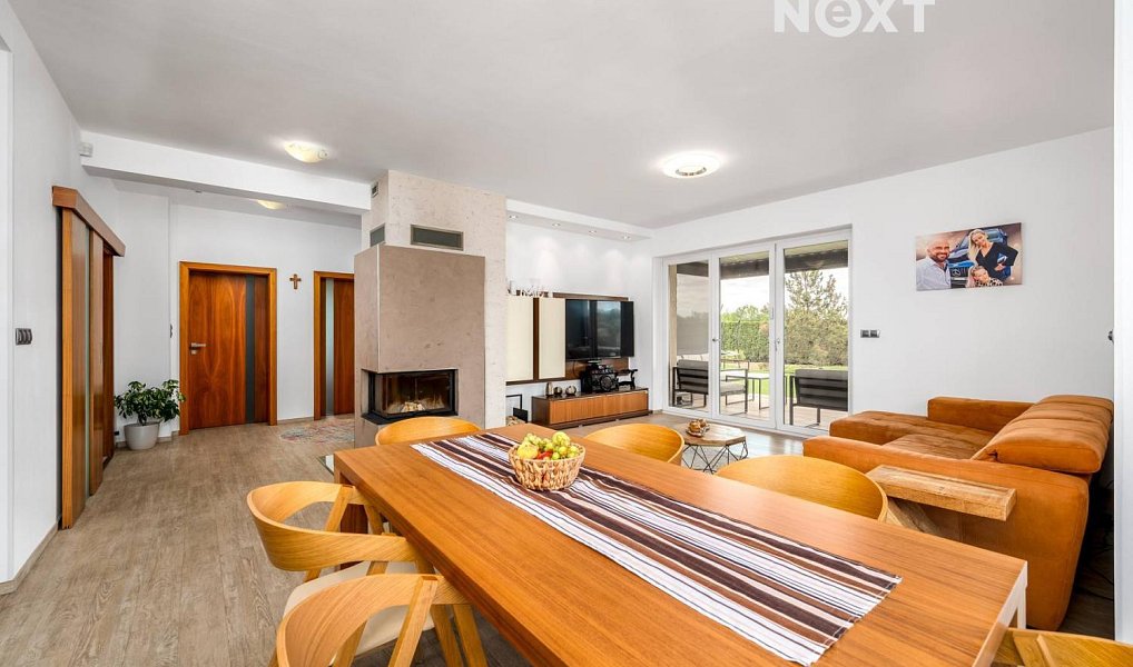 Prodej domu 188 m² s pozemkem 1 936 m², Kněžmost – náhled fotky 14