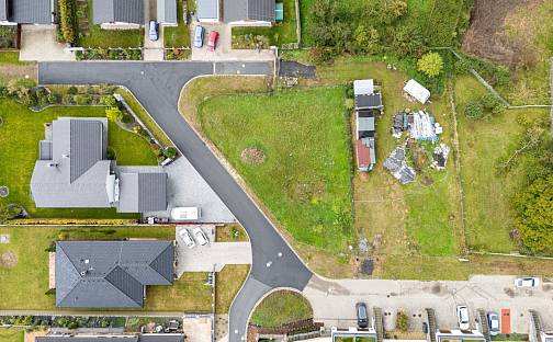 Prodej stavebního pozemku 793 m², Dubany, okres Pardubice