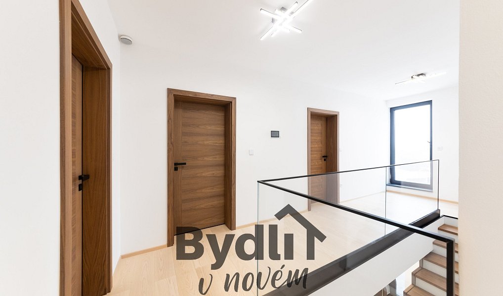Prodej domu 192 m² s pozemkem 959 m², Zastávka – náhled fotky 34