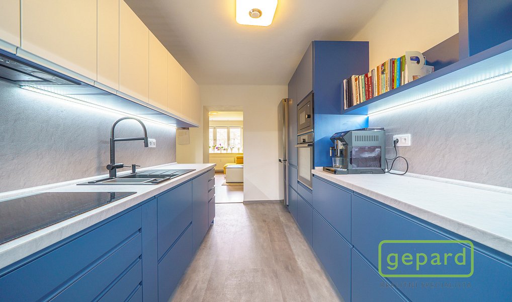 Prodej bytu 3+1 100 m², Karlovy Vary – náhled fotky 5
