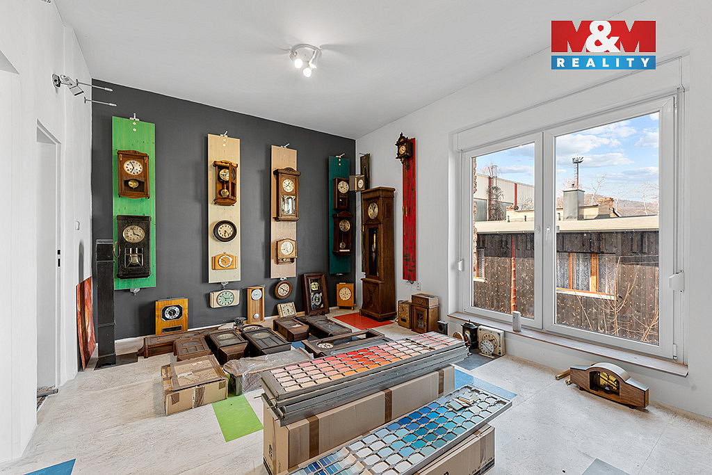 Prodej nájemního domu, činžáku 741 m² — photo 2