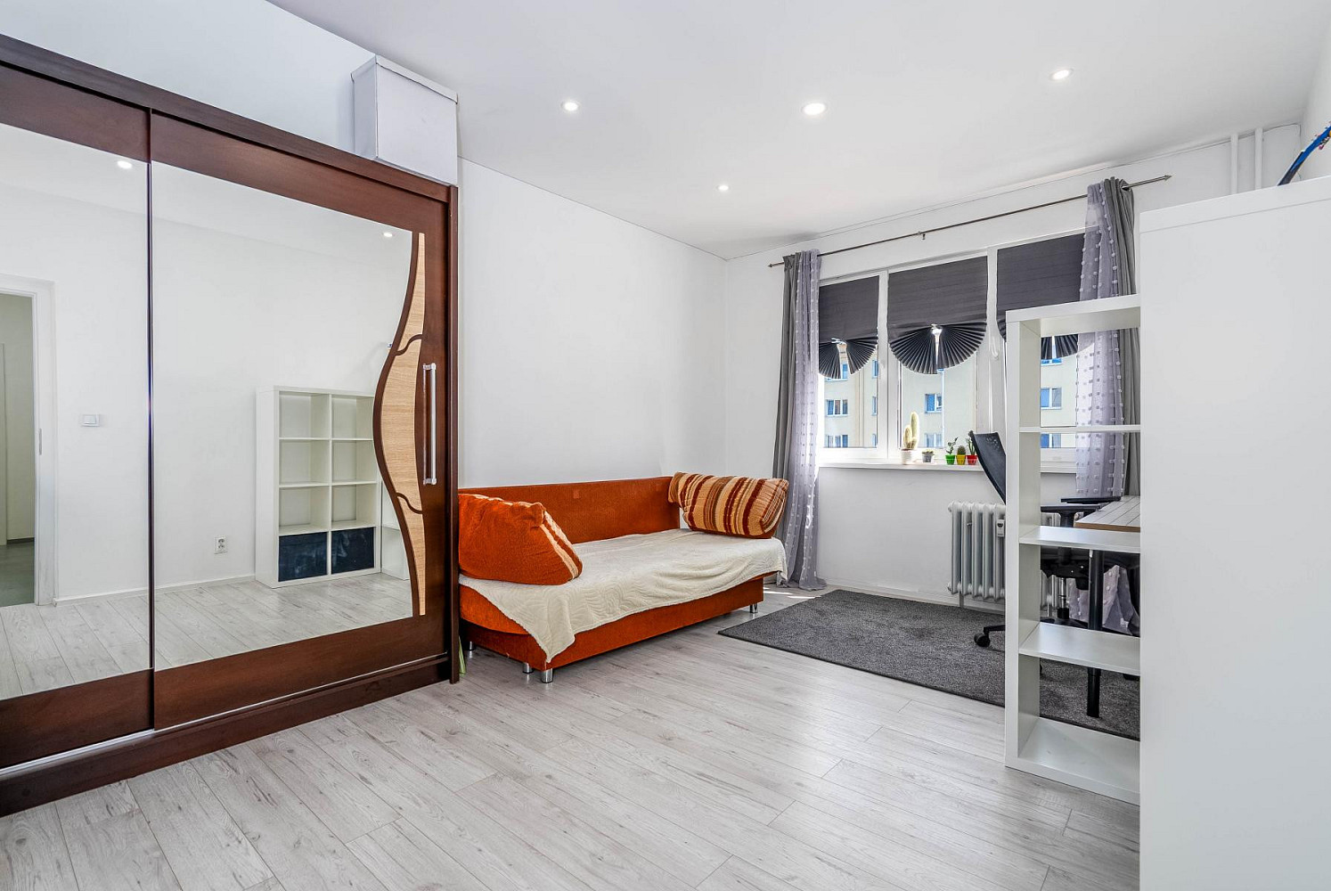 Prodej bytu 2+1 57 m² – pohled 6