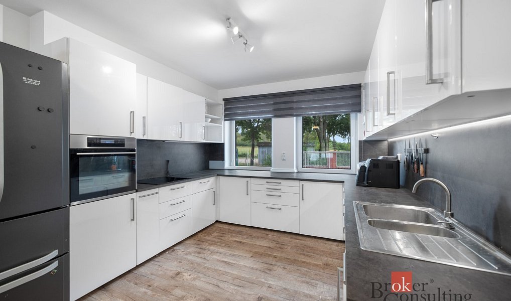 Prodej domu 178 m² s pozemkem 1 562 m², Pozořice – náhled fotky 31