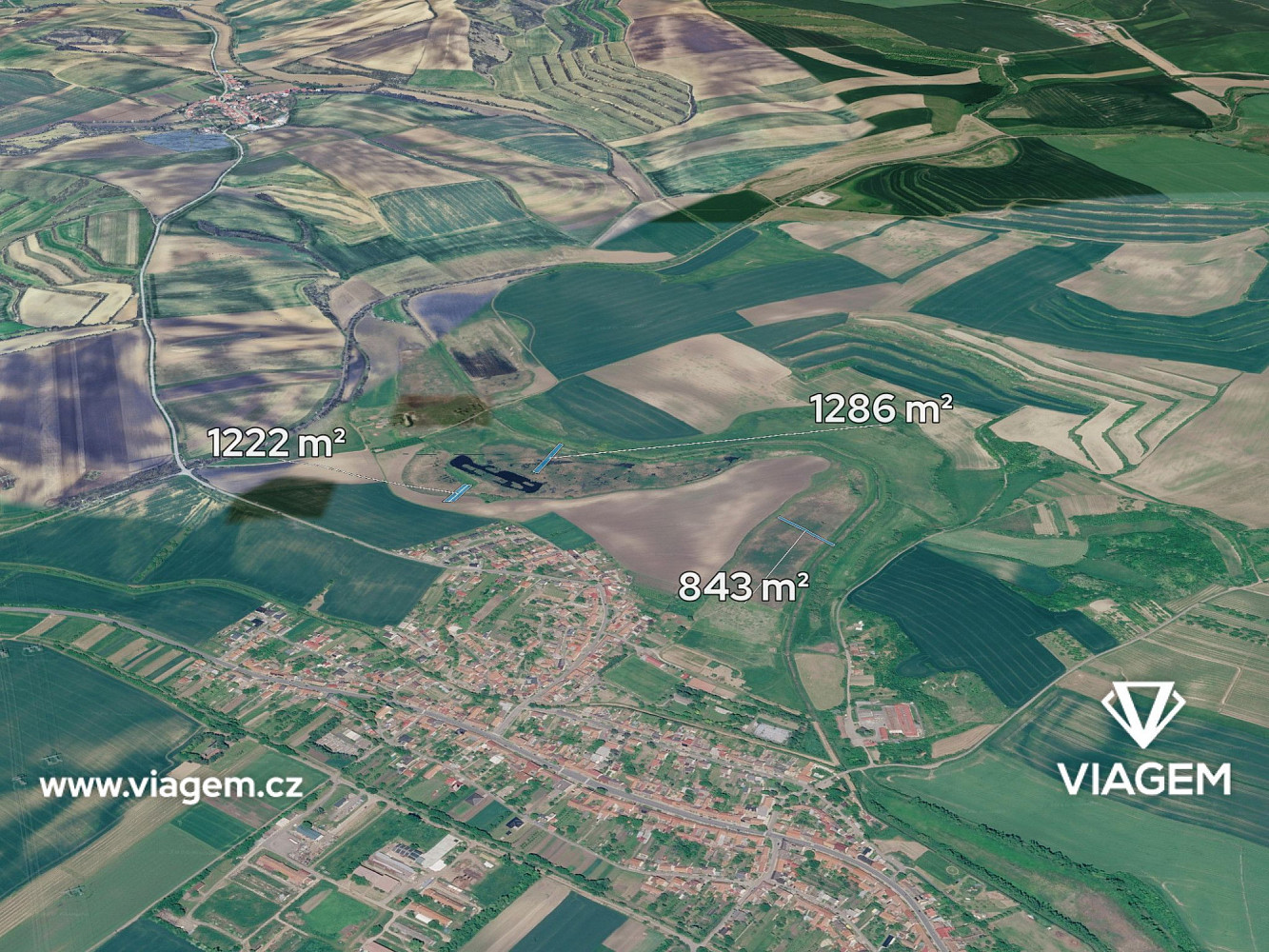 Prodej pole 2 020 m²