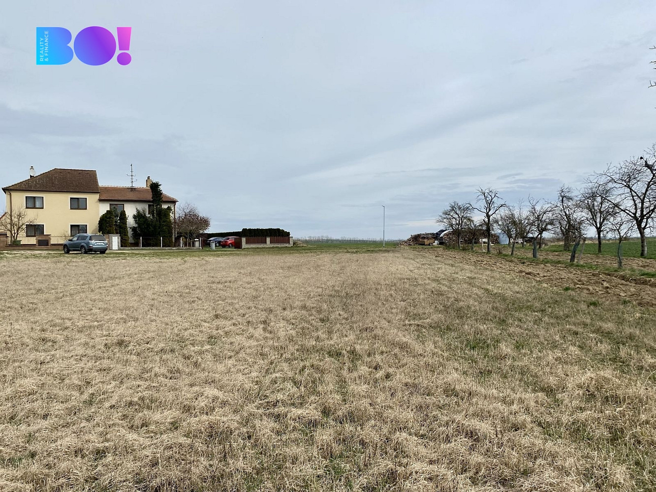 Prodej stavebního pozemku 881 m² – fotografie 3