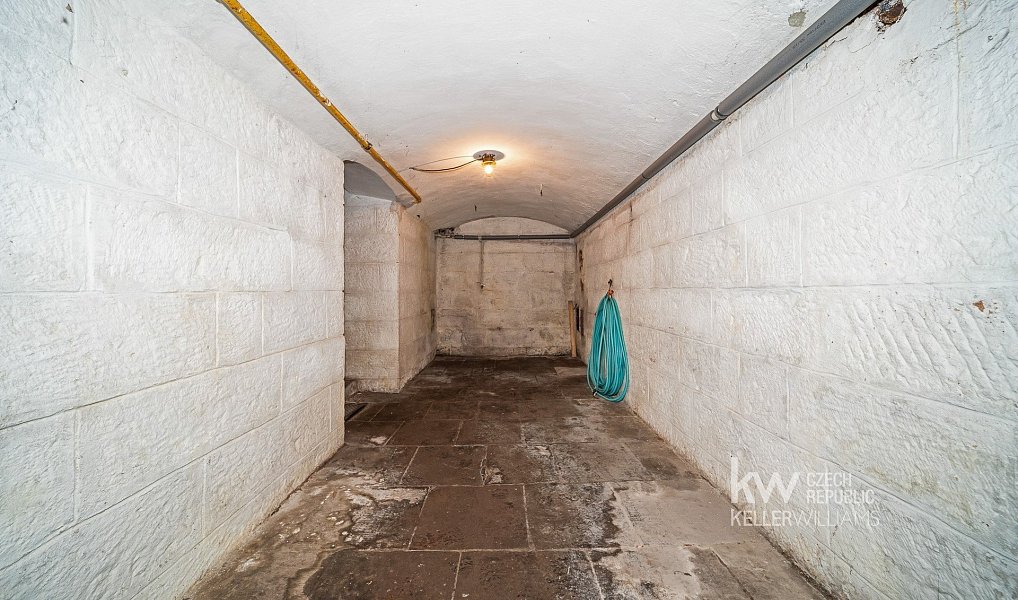 Prodej domu 434 m² s pozemkem 2 176 m², Jilemnice – náhled fotky 32