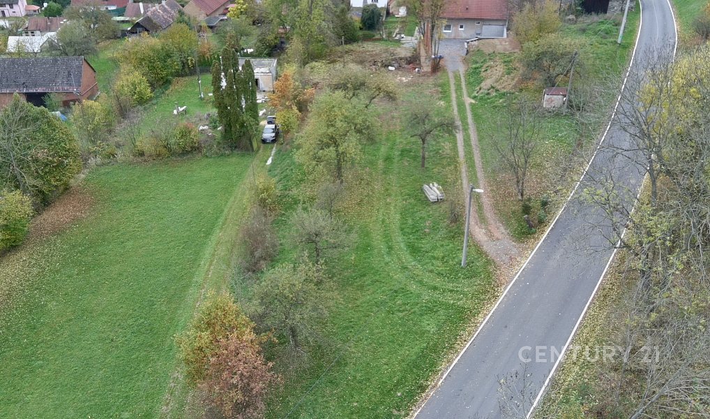 Prodej stavebního pozemku 1 780 m², Kaliště – náhled fotky 8