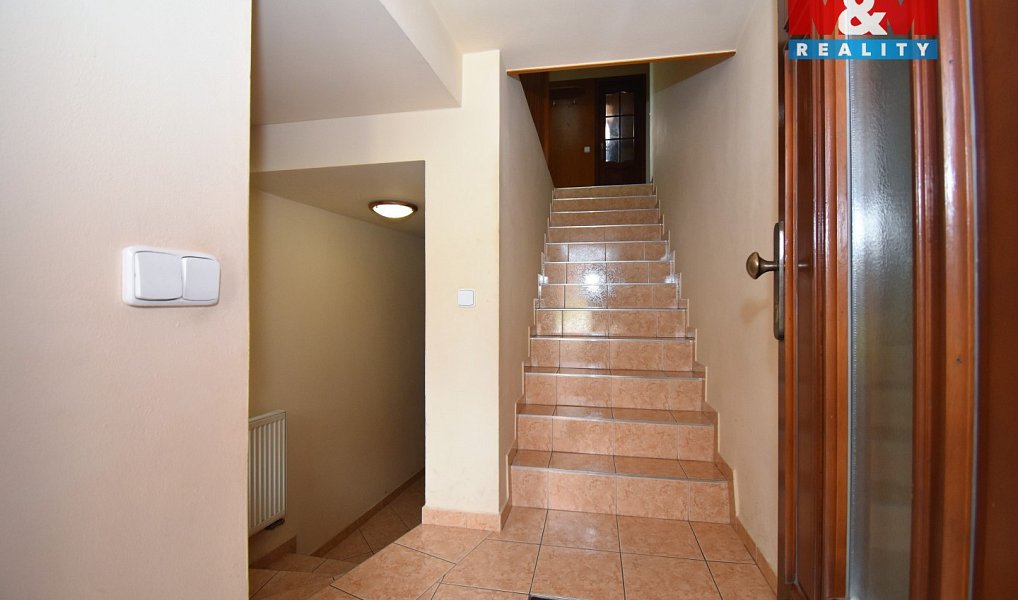 Prodej výrobních prostor 1 200 m², Spálov – náhled fotky 16