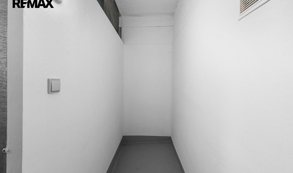 Prodej bytu 3+kk 80 m², Praha – náhled fotky 41