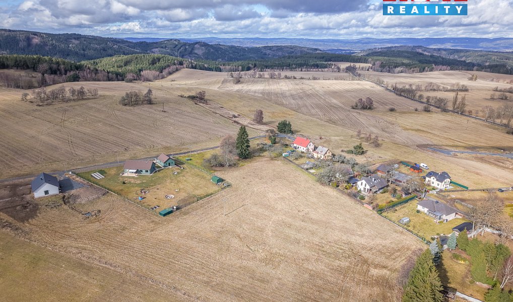 Prodej stavebního pozemku 4 412 m², Stanovice – náhled fotky 2