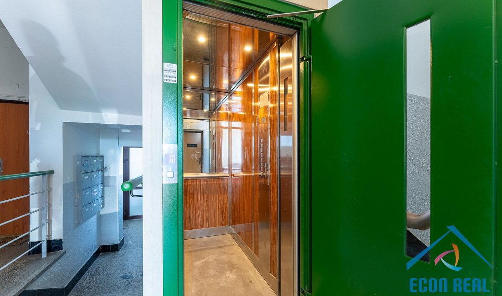 Prodej bytu 2+kk 53 m², Praha – náhled fotky 8