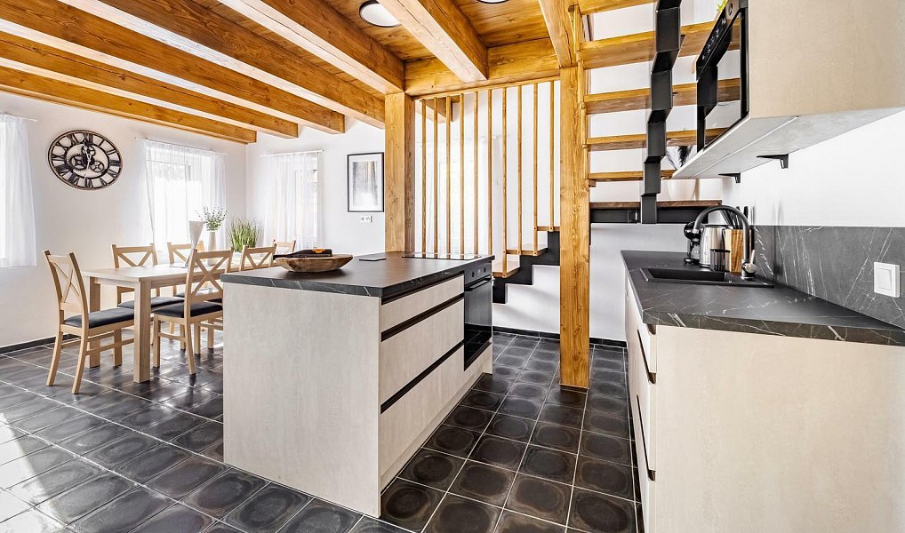 Prodej domu 156 m² s pozemkem 1 485 m², Horní Planá – náhled fotky 5