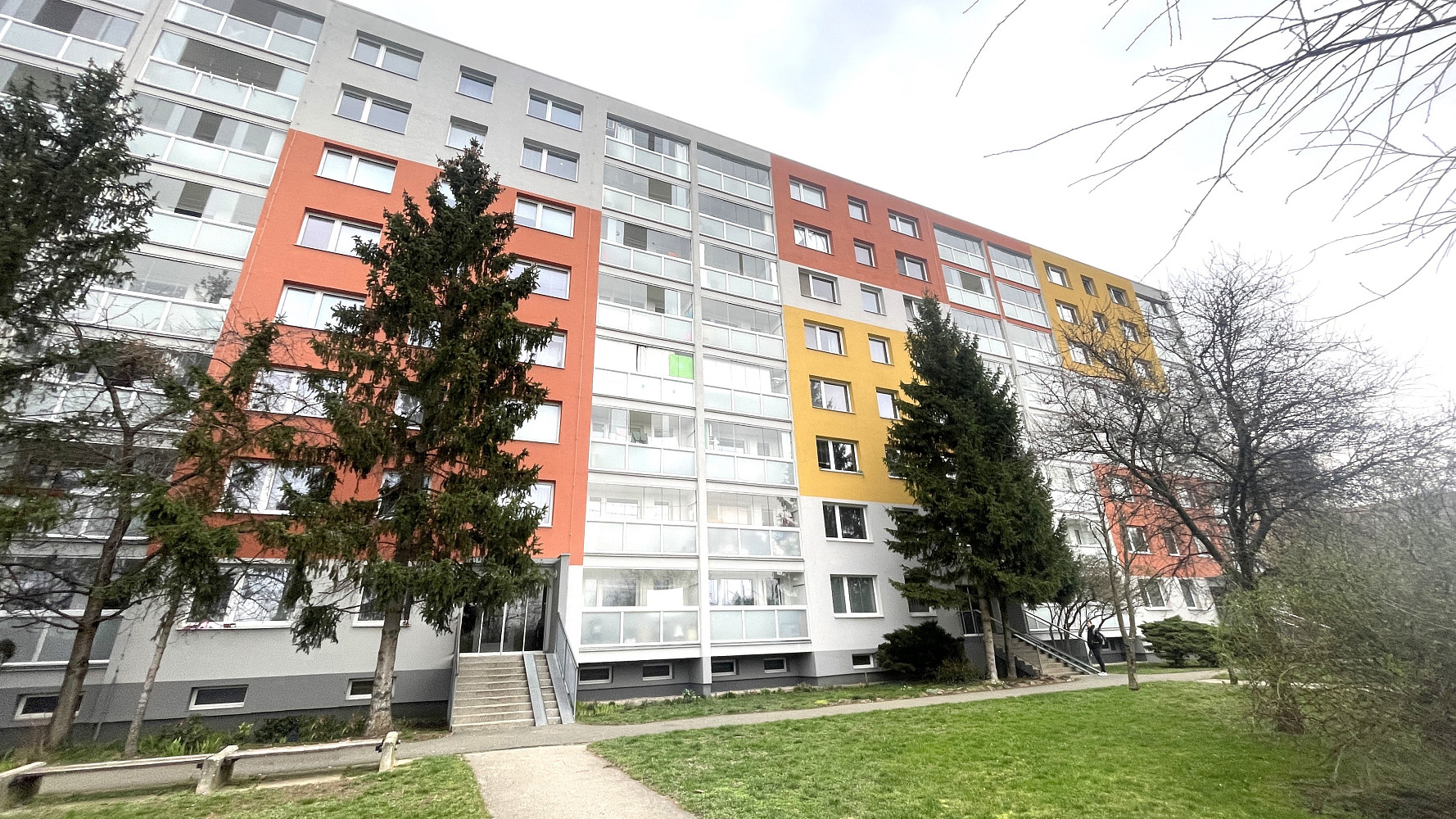 Pronájem bytu 1+kk 30 m²
