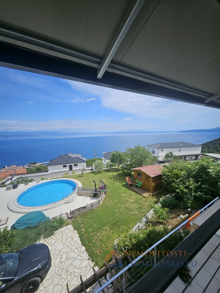 Prodej domu 387 m² s pozemkem 1 200 m² - Bild 3