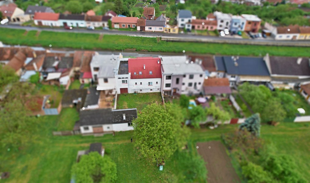 Prodej domu 260 m² s pozemkem 2 162 m², Kunovice – náhled fotky 3
