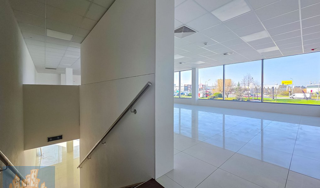 Pronájem obchodních prostor 278 m², Čestlice – náhled fotky 4