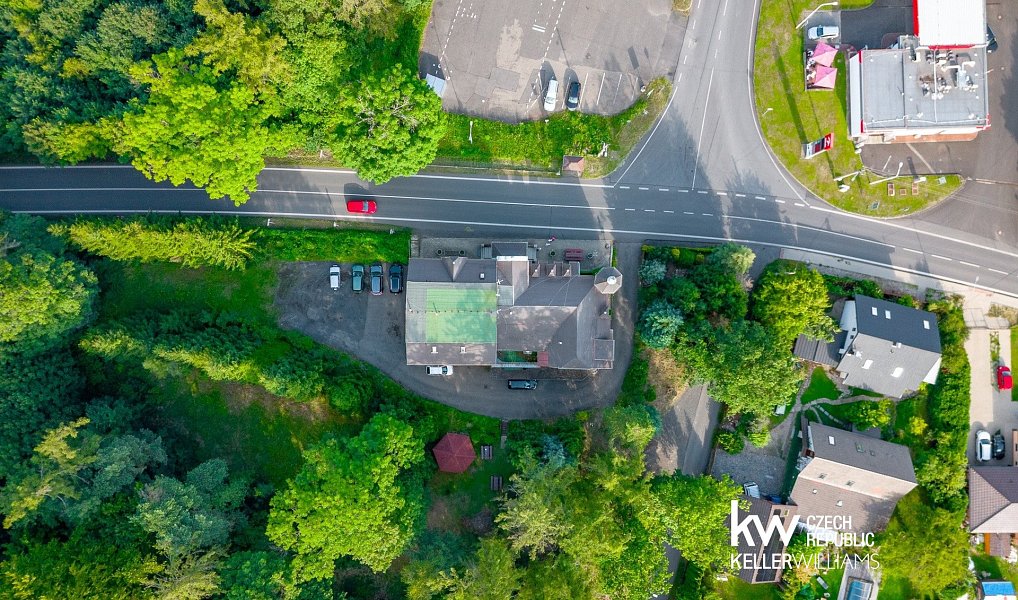 Prodej ubytovacího objektu 1 601 m², Rumburk – náhled fotky 22