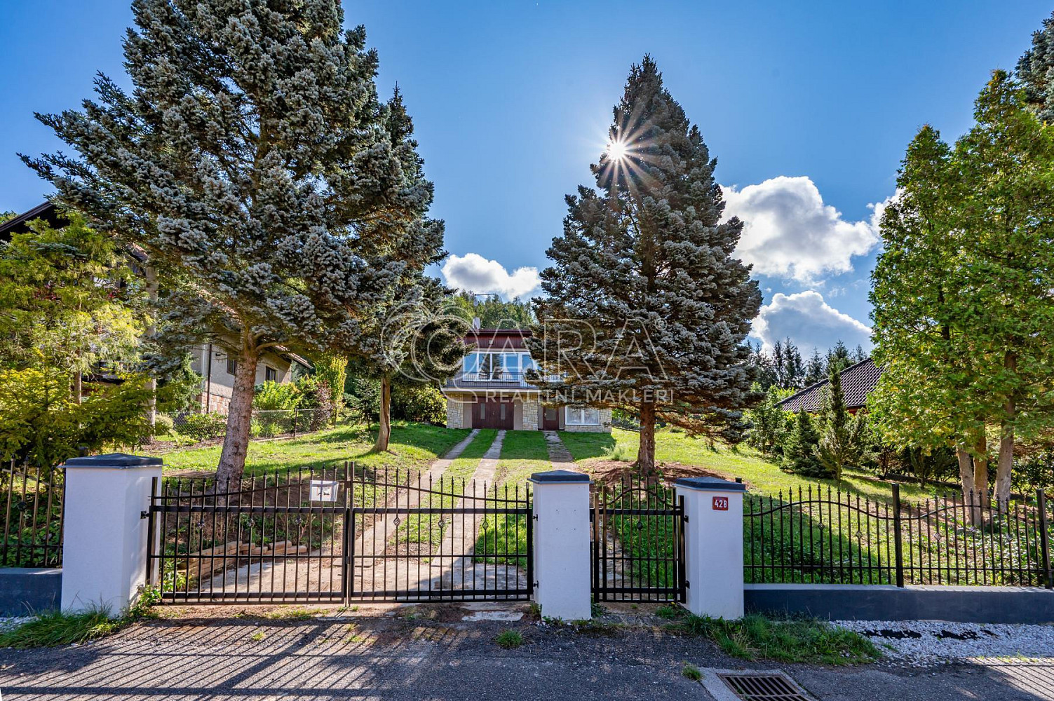 Prodej domu 165 m² s pozemkem 1 265 m² – fotografie 2