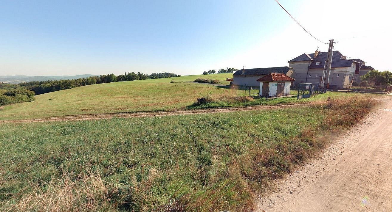 Prodej stavebního pozemku 2 274 m²
