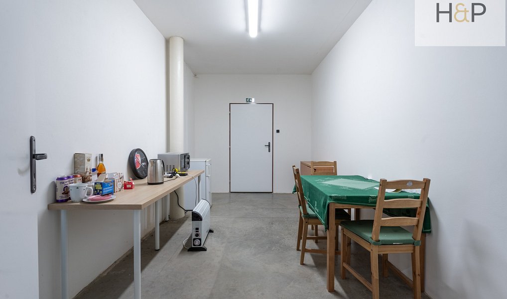 Pronájem skladovacích prostor 1 260 m², Jeseník – náhled fotky 9