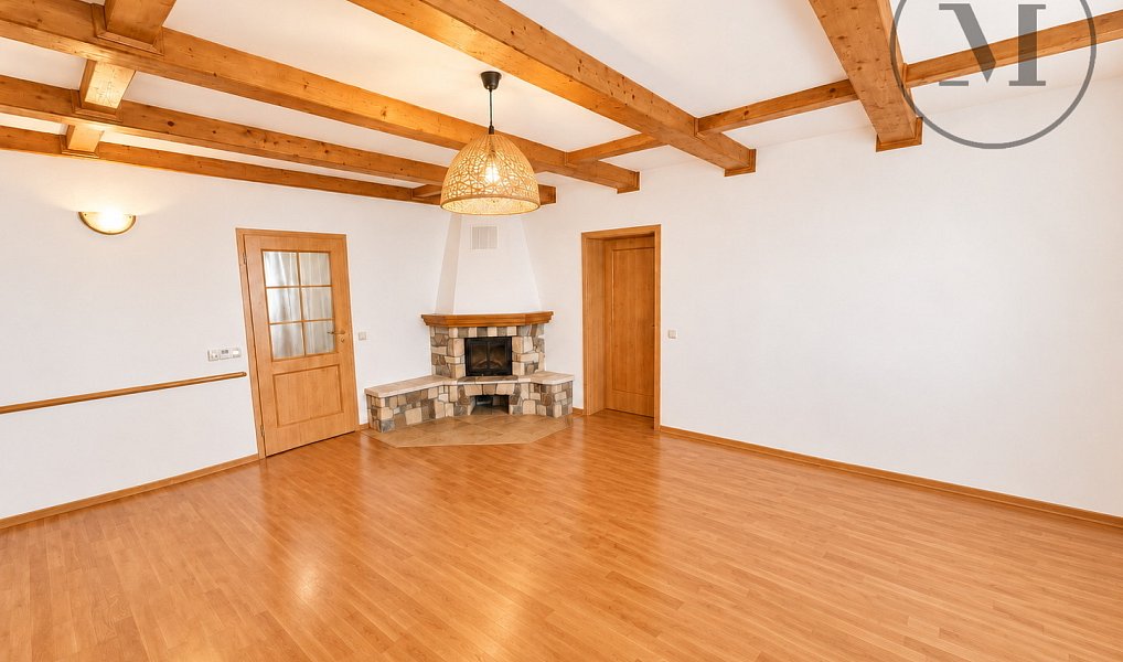 Prodej domu 182 m² s pozemkem 1 078 m², České Budějovice – náhled fotky 3