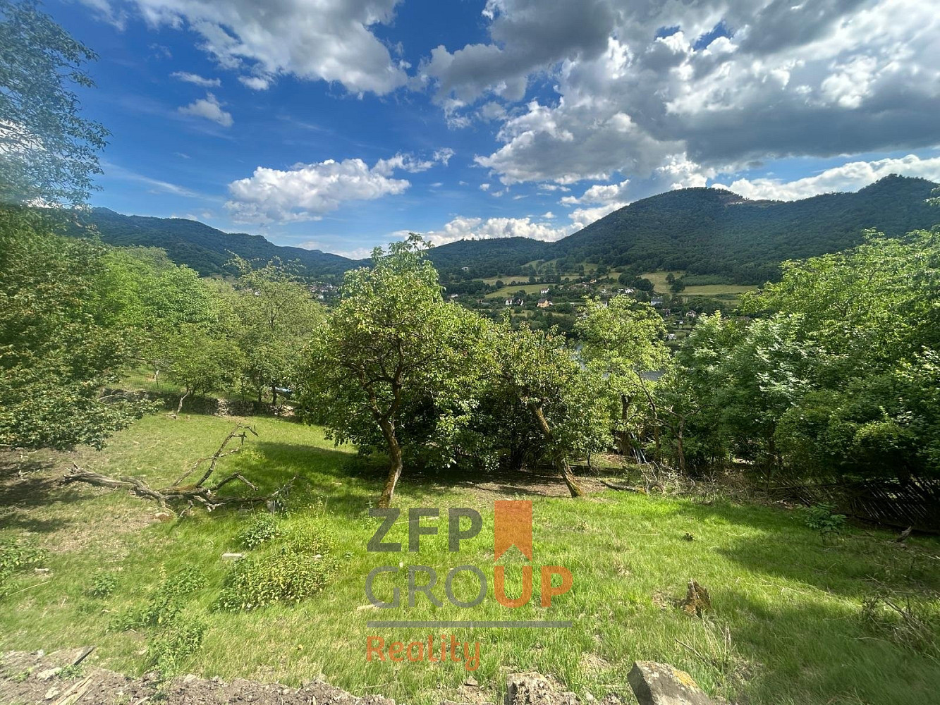 Prodej stavebního pozemku 5 994 m² — photo 2