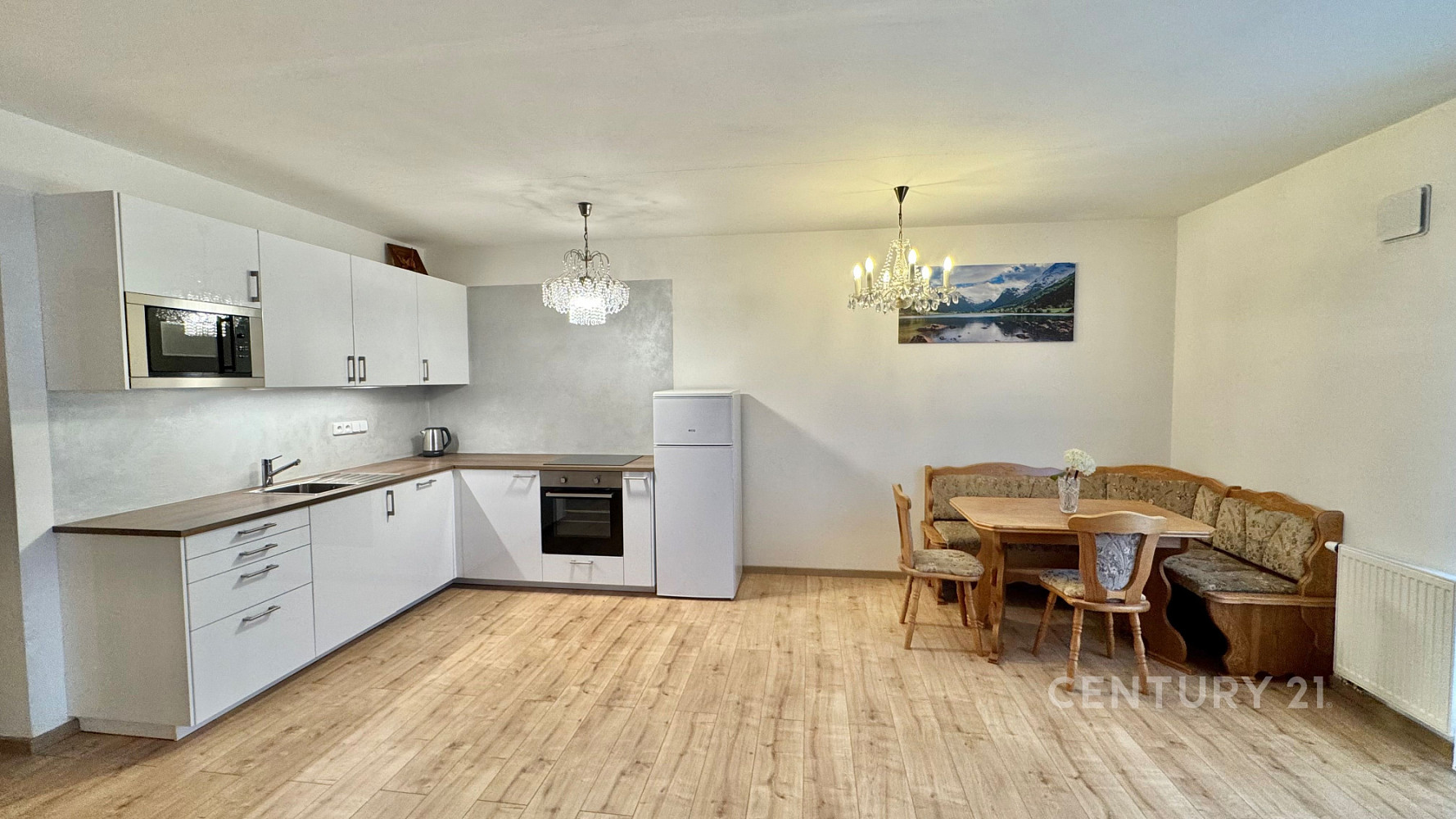 Pronájem bytu 2+kk 60 m² – pohled 6