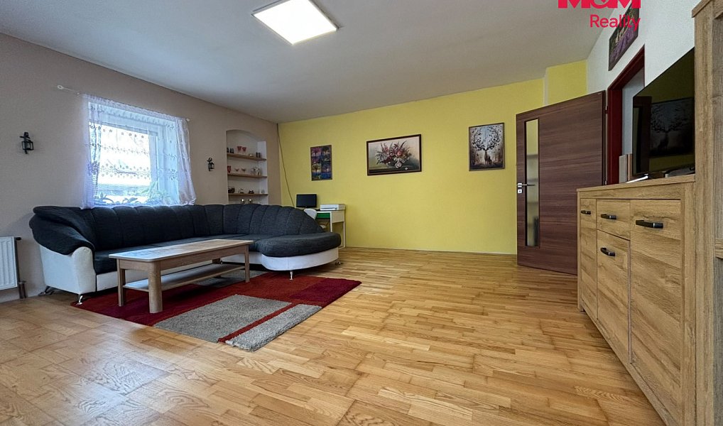 Prodej domu 210 m² s pozemkem 598 m², Výsluní – náhled fotky 11
