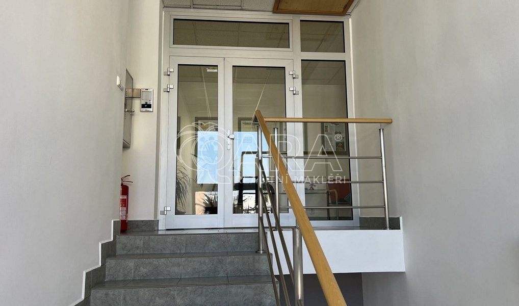Pronájem kanceláře 308 m², Praha – náhled fotky 7