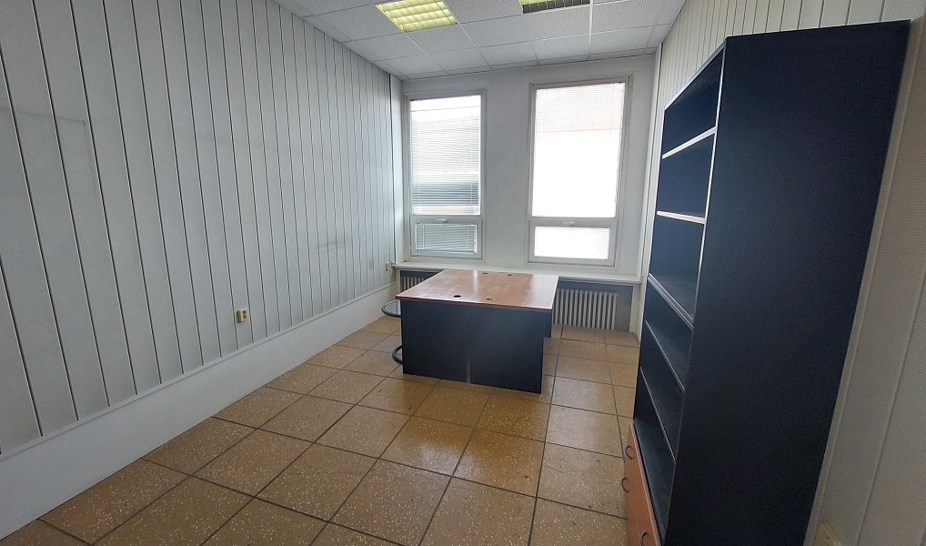 Pronájem kanceláře 30 m², Hodonín – náhled fotky 4