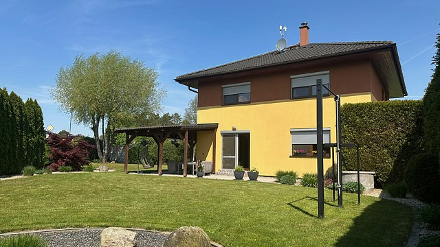 Prodej domu 249 m² s pozemkem 759 m²