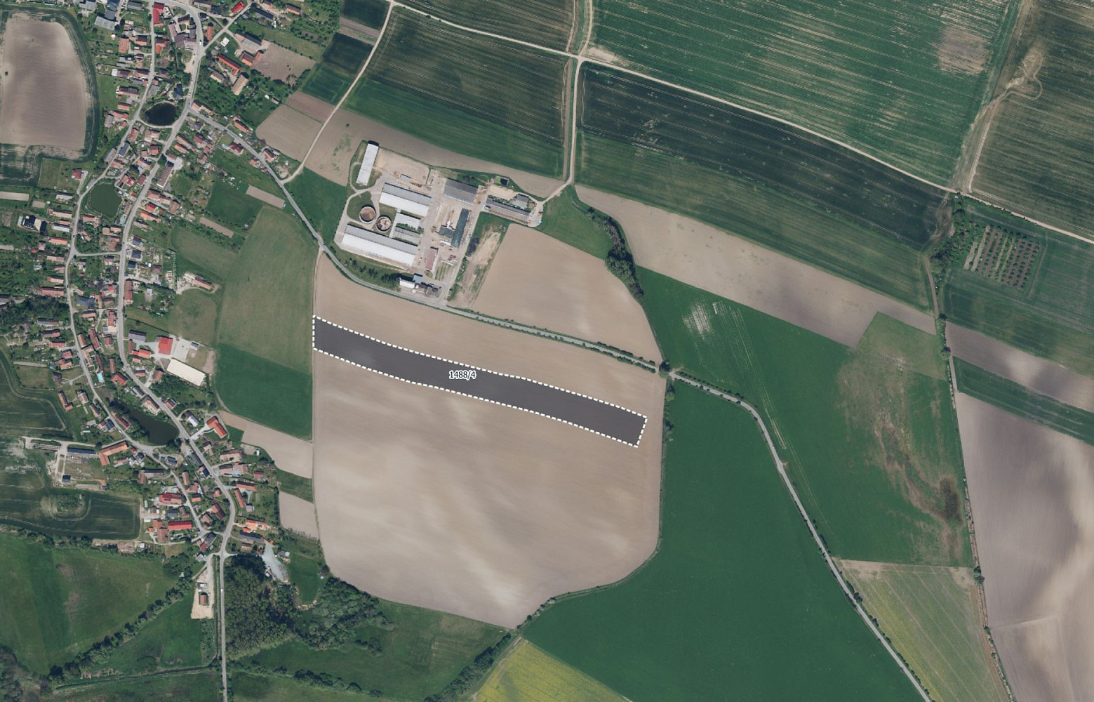 Prodej pole 30 354 m²