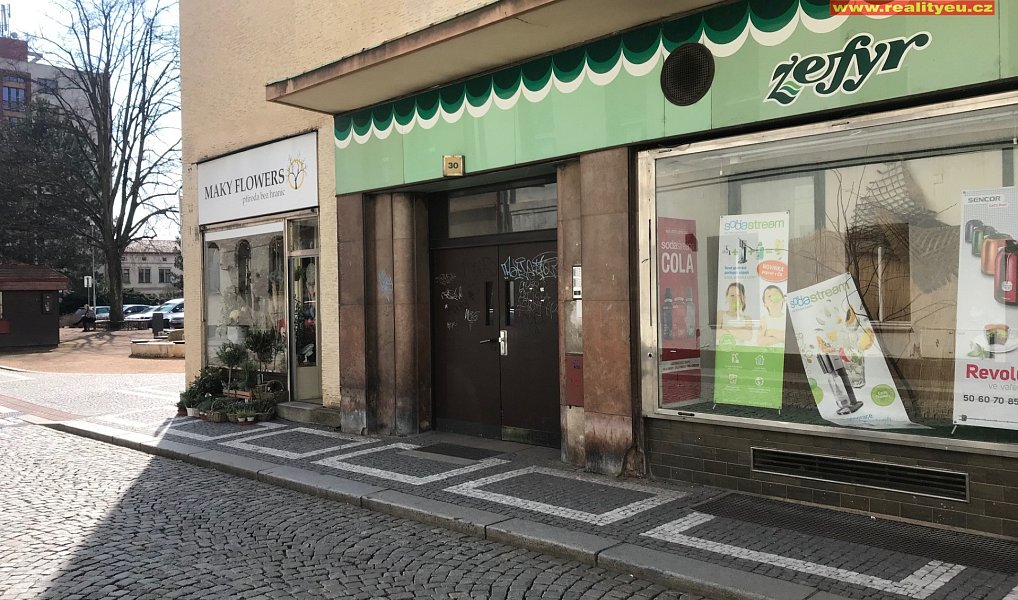 Pronájem obchodních prostor 160 m², Náchod – náhled fotky 8