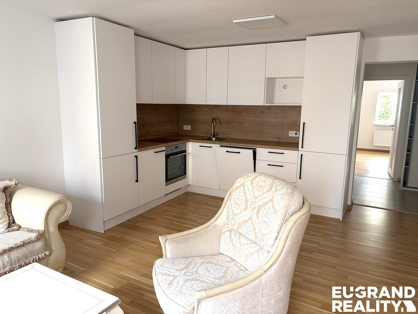 Pronájem bytu 3+kk 80 m²