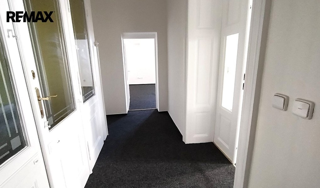 Pronájem kanceláře 85 m², Liberec – náhled fotky 9