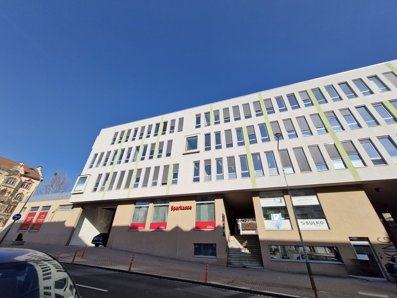 Pronájem kanceláře 272 m² — photo 4