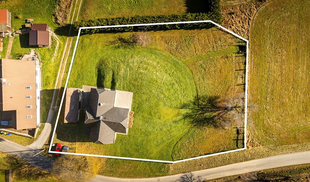 Prodej domu 230 m² s pozemkem 2 845 m², Horní Stropnice – náhled fotky 5