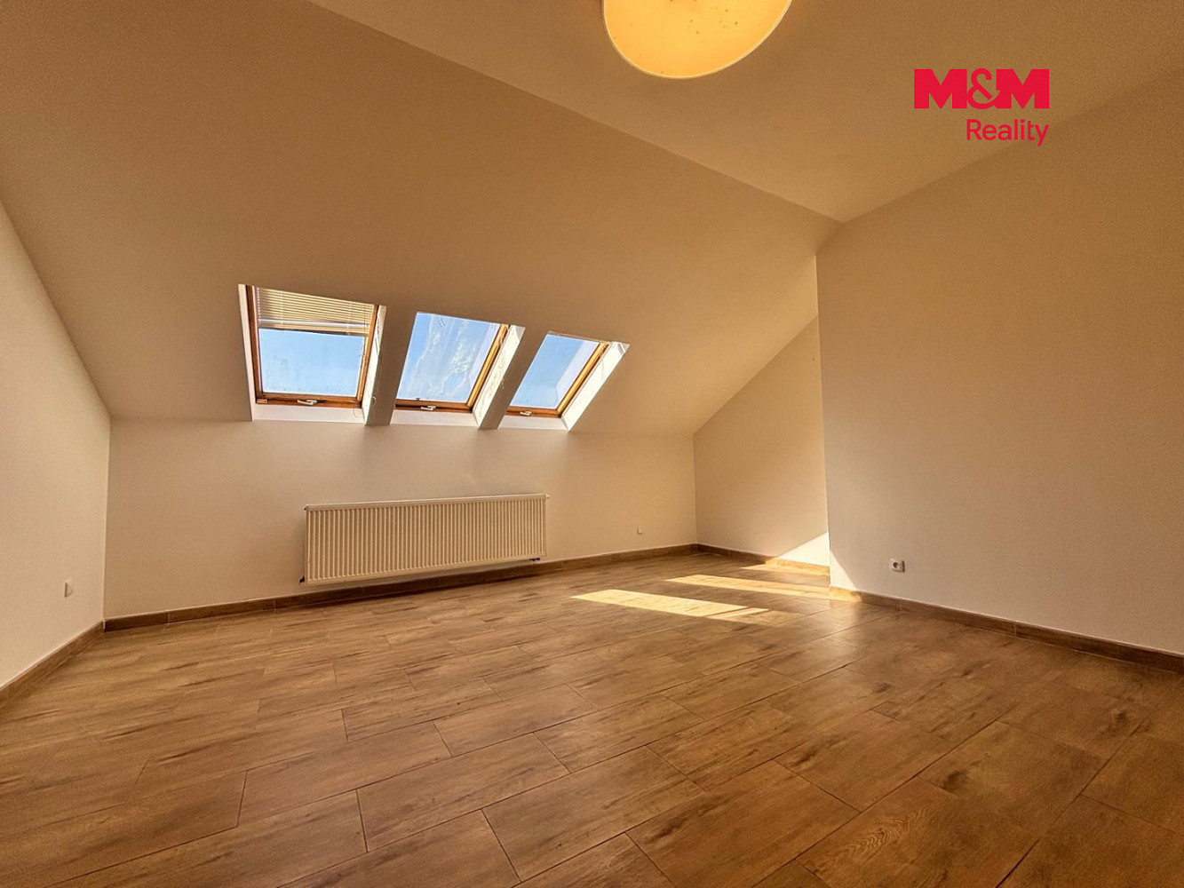 Pronájem bytu 3+kk 75 m² – fotografie 3